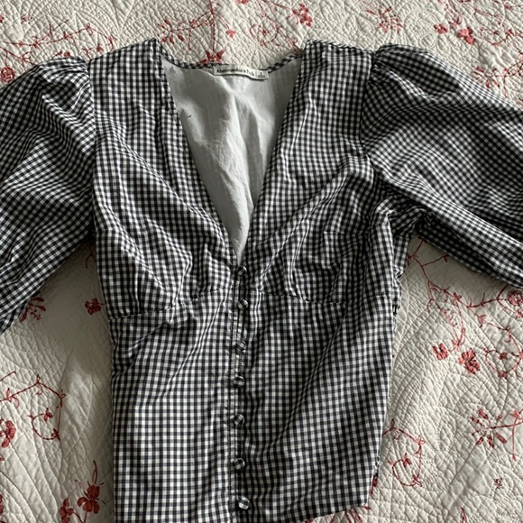Abercrombie & Fitch Tops - Abercrombie & Fitch Gingham Blouse